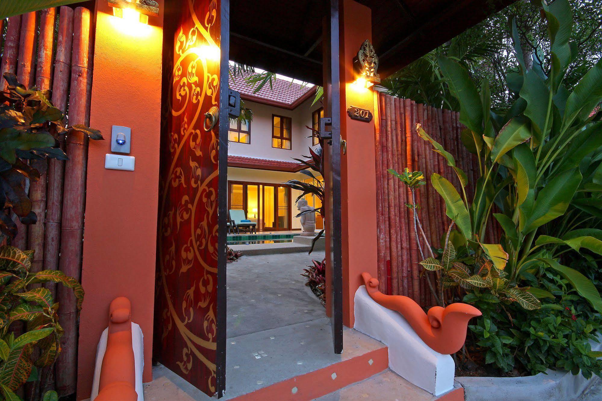 Thai Thani Pool Villa Resort Jomtien Beach Exterior photo